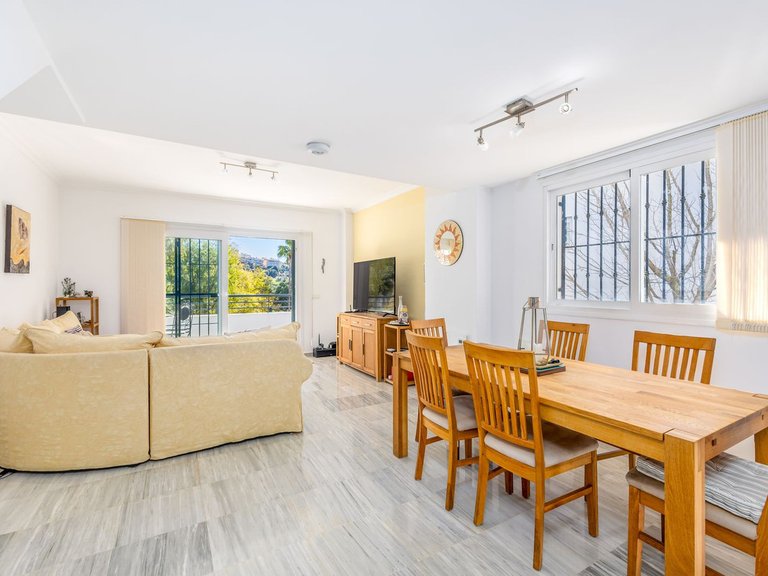 Villa for Sale in Alhaurin Golf, Malaga 2