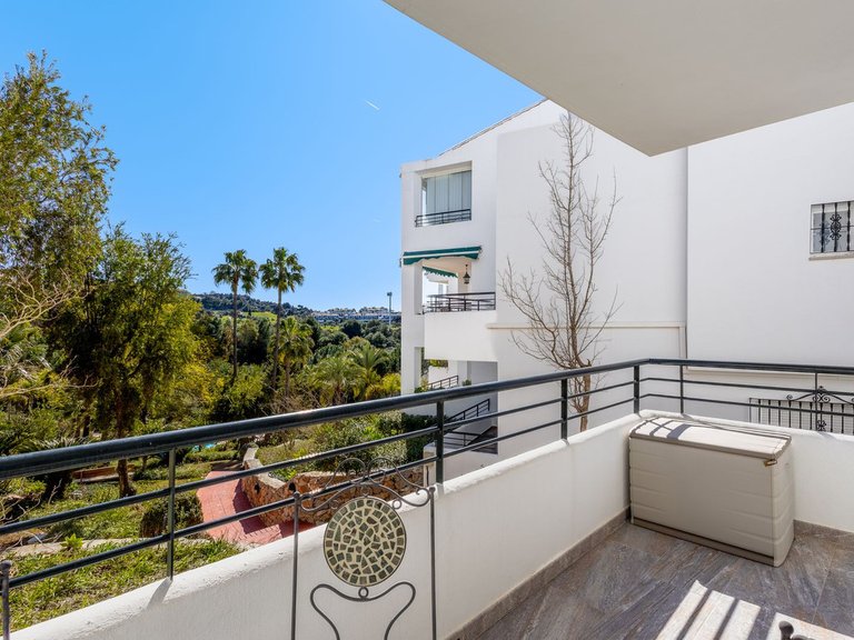 Villa for Sale in Alhaurin Golf, Malaga 6