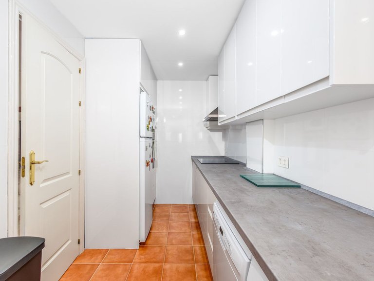 Villa for Sale in Alhaurin Golf, Malaga 9