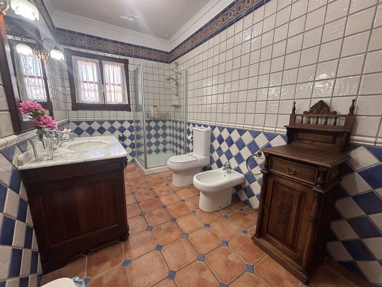 Villa for Sale in Nueva Andalucía, Malaga 14