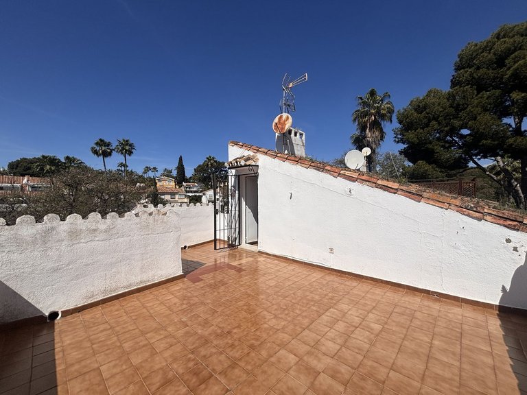 Villa for Sale in Nueva Andalucía, Malaga 23
