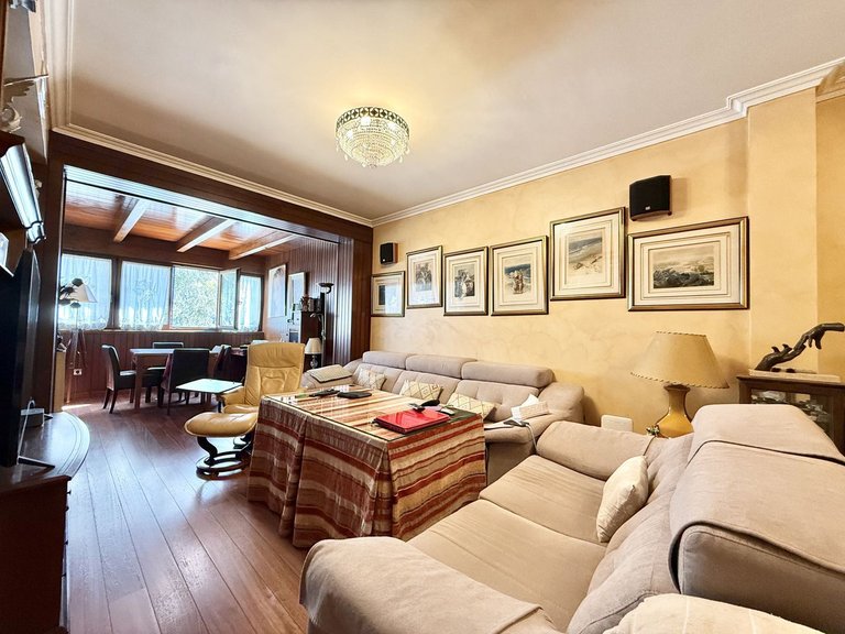 Villa for Sale in Estepona, Malaga 6