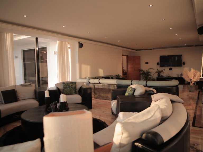 Villa for Sale in Artola, Malaga 13
