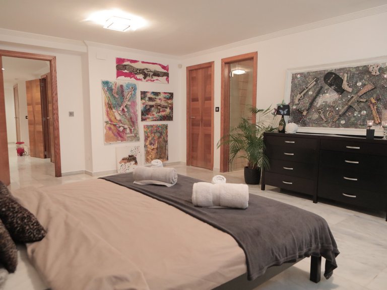 Villa for Sale in Artola, Malaga 35