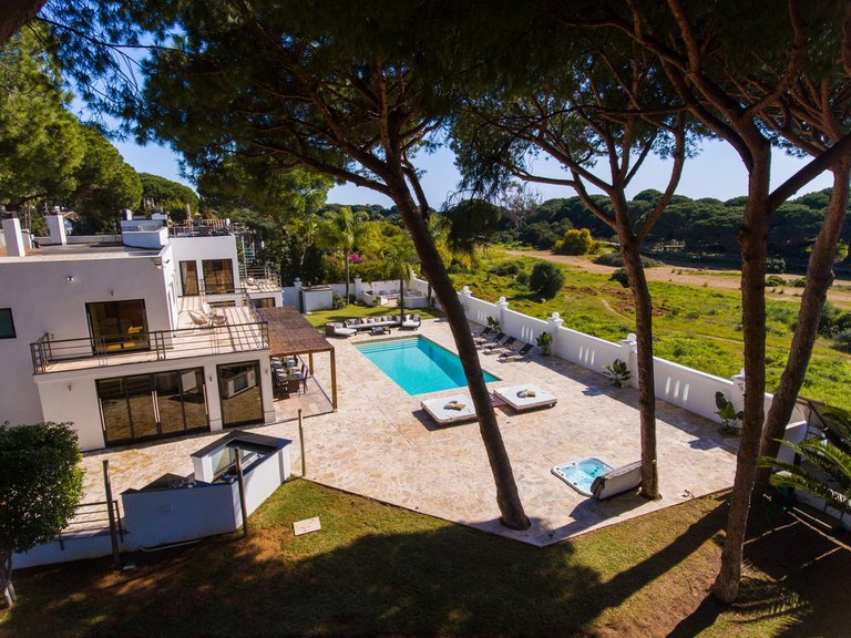 Villa for Sale in Artola, Malaga 44