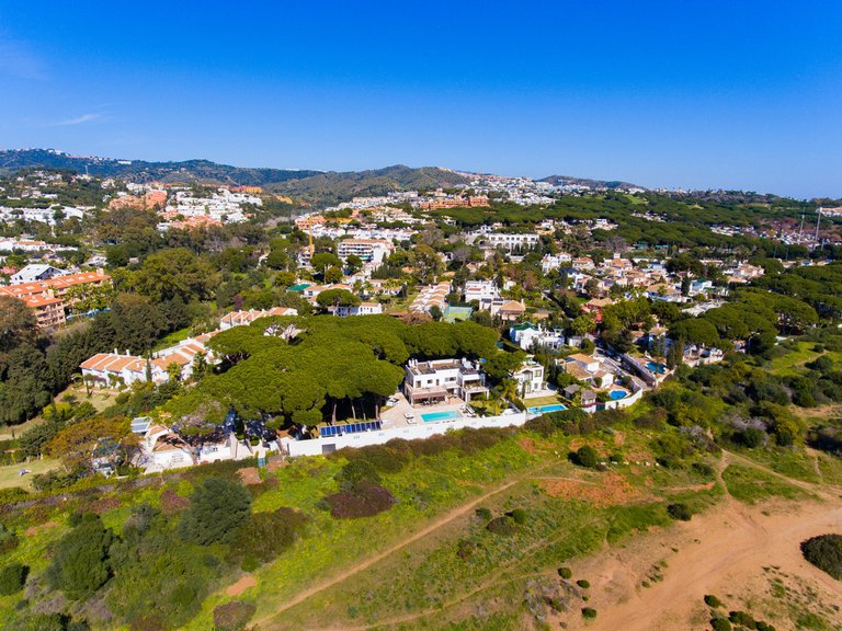 Villa for Sale in Artola, Malaga 50