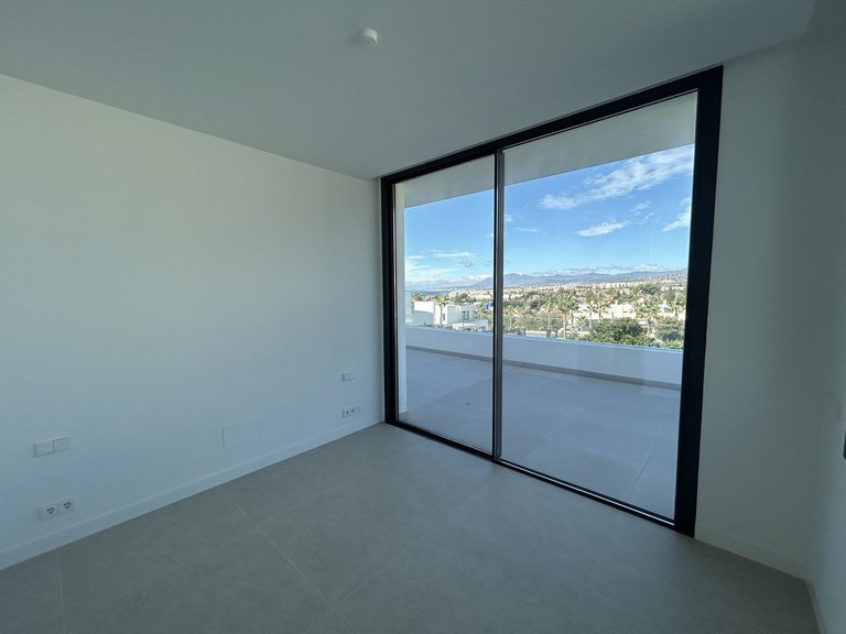 Villa for Sale in Río Real, Malaga 11