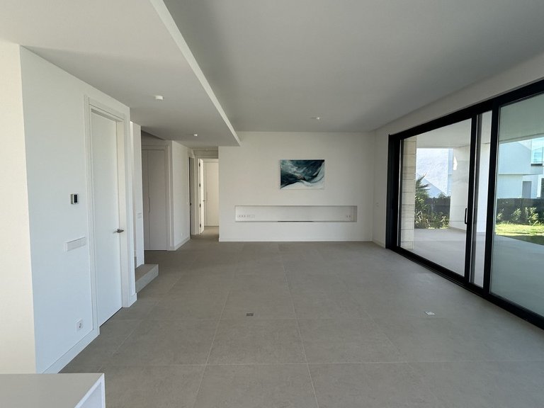 Villa for Sale in Río Real, Malaga 9