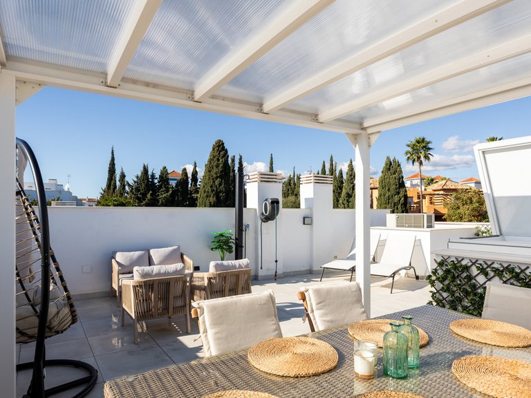 Villa for Sale in Estepona, Malaga 31