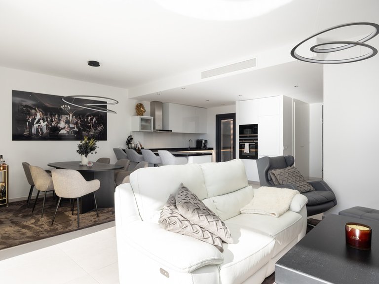 Villa for Sale in Estepona, Malaga 5
