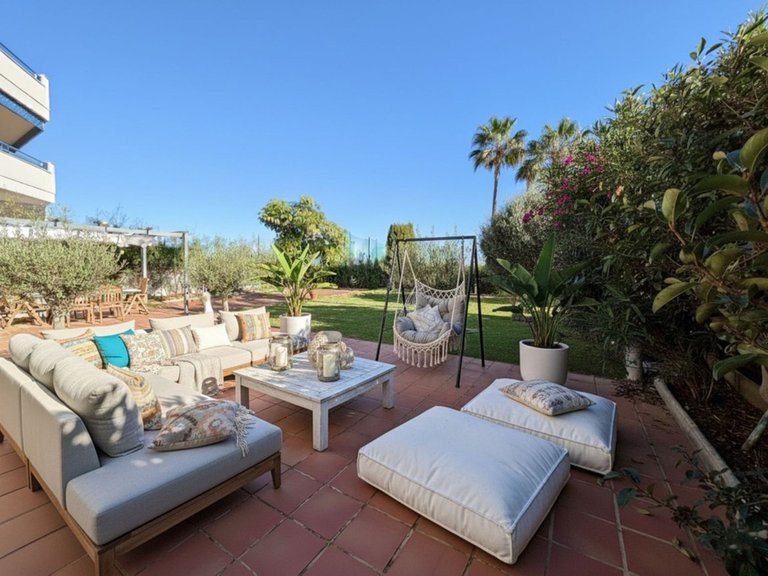 Apartment for Sale in San Luis De Sabinillas, Malaga 1