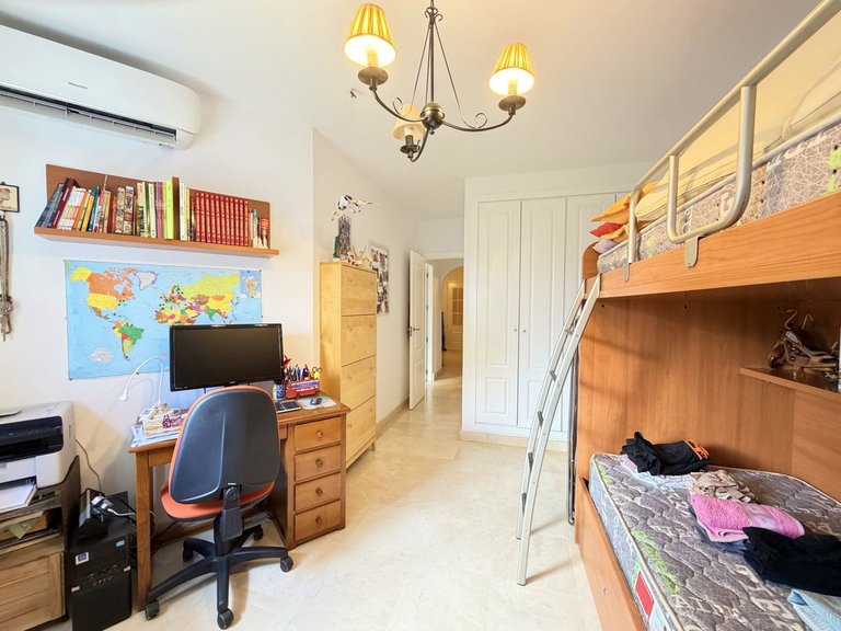 Apartment for Sale in San Luis De Sabinillas, Malaga 28