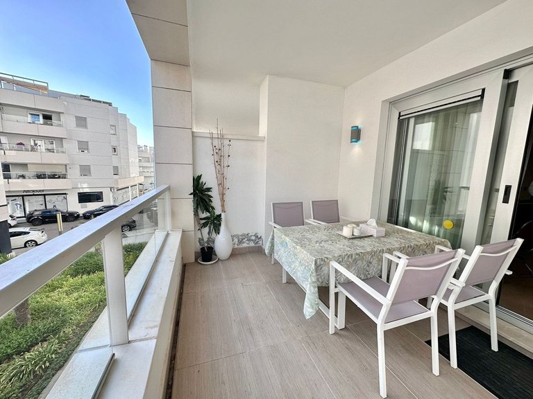 Apartment for Sale in San Pedro De Alcántara, Malaga 1