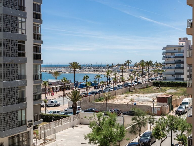 Apartment for Sale in Fuengirola, Malaga 24