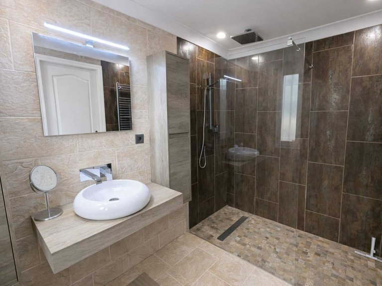 Apartment for Sale in Artola, Malaga 12