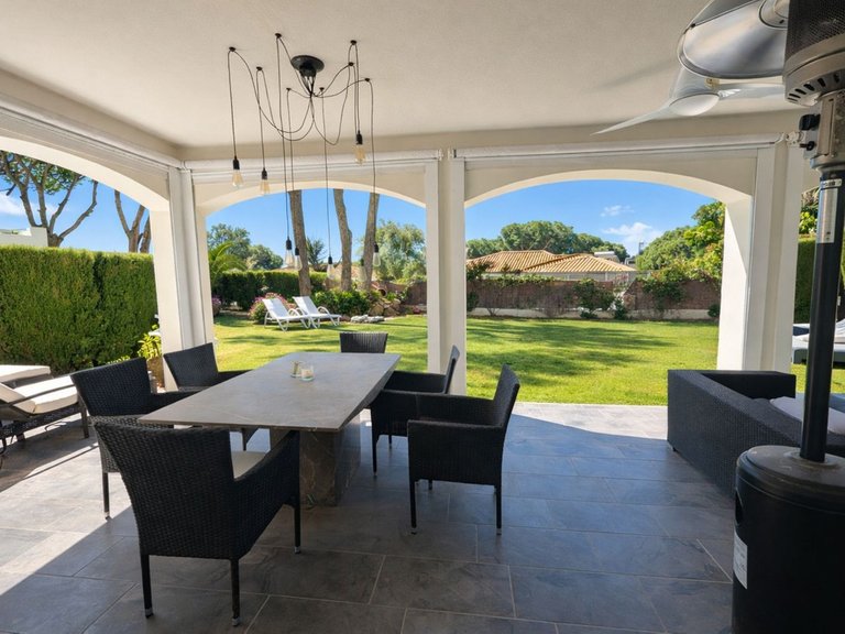 Apartment for Sale in Artola, Malaga 15
