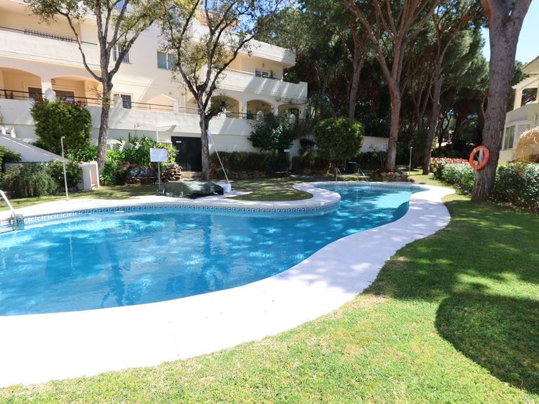 Apartment for Sale in Artola, Malaga 37