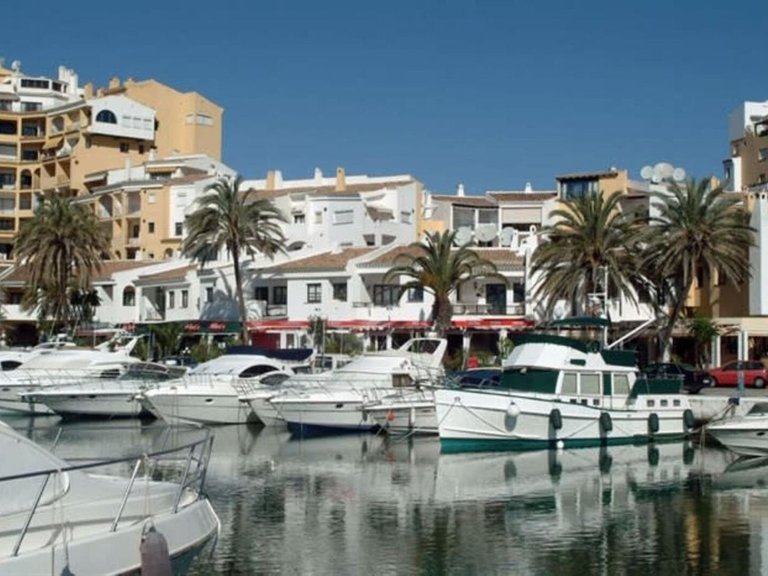 Apartment for Sale in Artola, Malaga 4