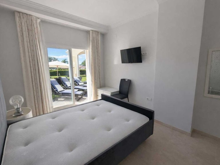 Apartment for Sale in Artola, Malaga 40