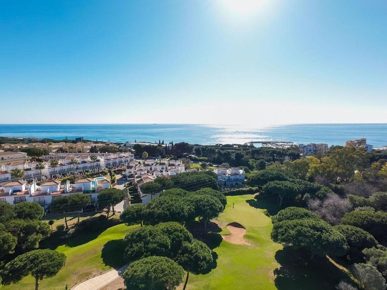 Apartment for Sale in Artola, Malaga 6