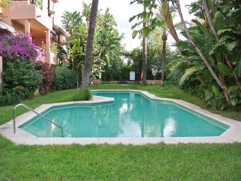 Apartment for Sale in The Golden Mile, Malaga 2