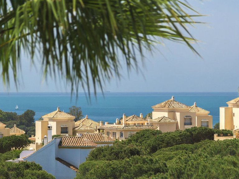 Villa for Sale in Elviria, Malaga 12