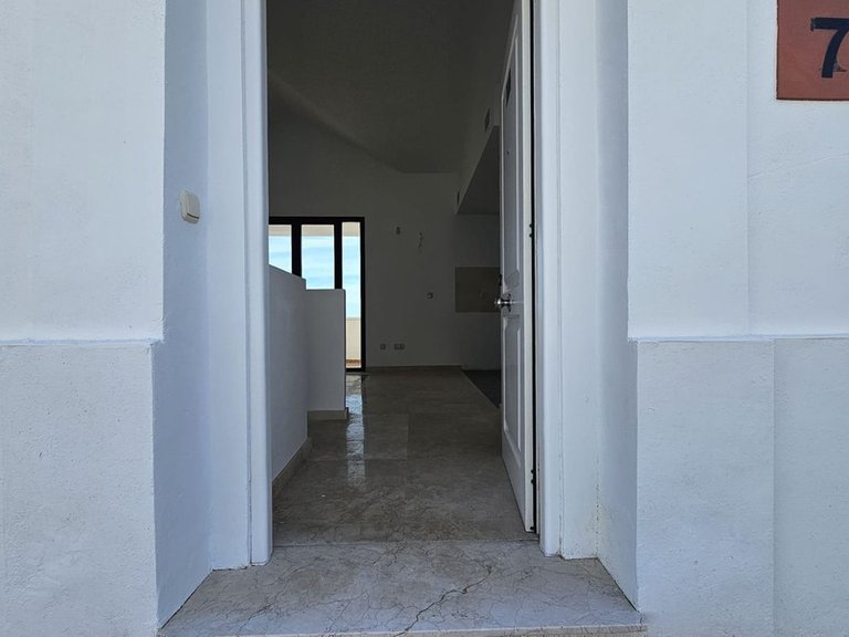 Villa for Sale in Doña Julia, Malaga 5