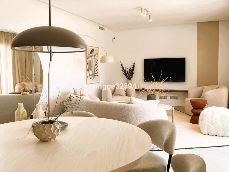 Apartment for Sale in Benahavís, Malaga 11
