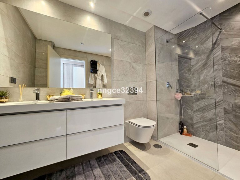 Apartment for Sale in Benahavís, Malaga 13