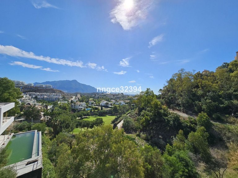 Apartment for Sale in Benahavís, Malaga 8