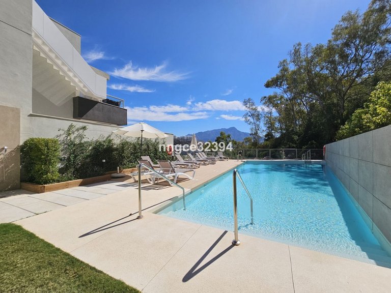 Apartment for Sale in Benahavís, Malaga 9