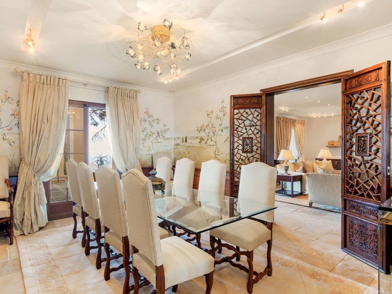 Villa for Sale in Ojén, Malaga 14