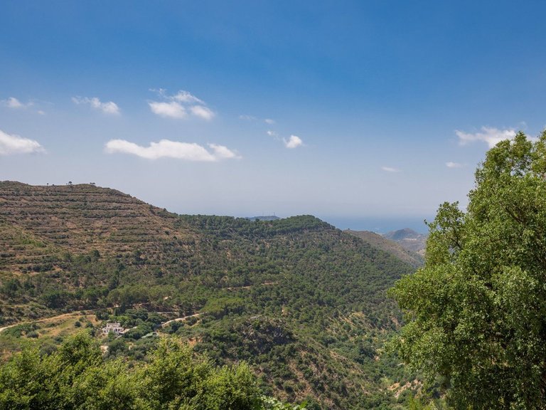 Villa for Sale in Ojén, Malaga 33