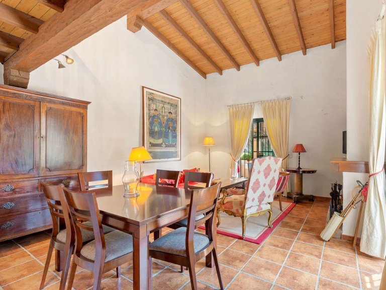 Villa for Sale in Ojén, Malaga 38