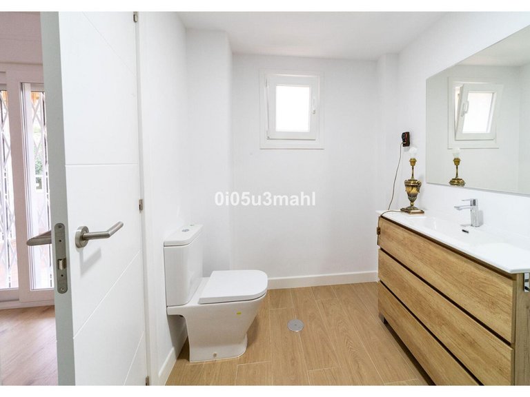 Apartment for Sale in El Palo, Malaga 11