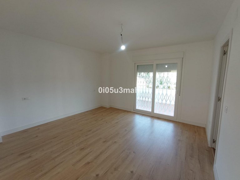 Apartment for Sale in El Palo, Malaga 17