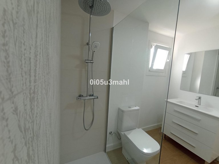 Apartment for Sale in El Palo, Malaga 27