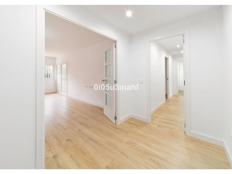 Apartment for Sale in El Palo, Malaga 6