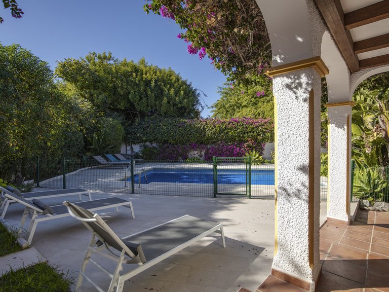 Villa for Sale in Guadalmina Alta, Malaga 30