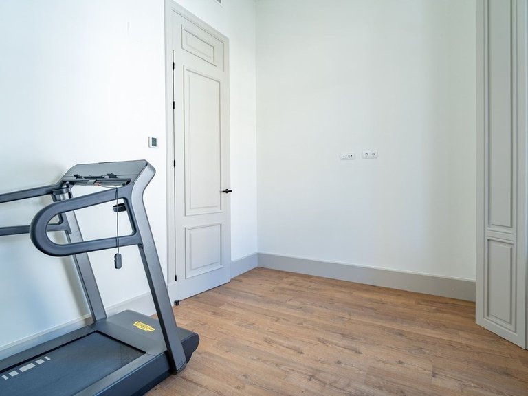 Apartment for Sale in Monte Sancha, Malaga 8