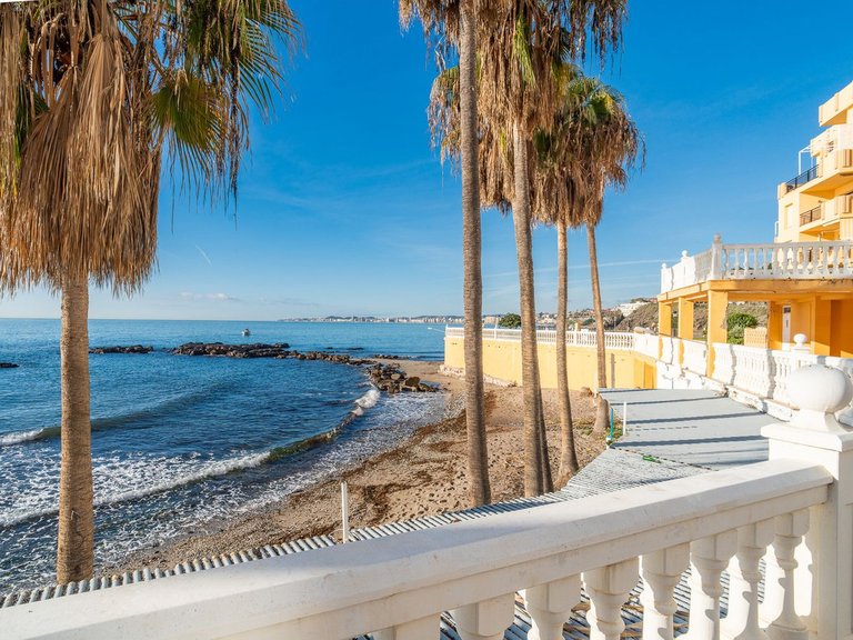 Apartment for Sale in Benalmadena Costa, Malaga 23