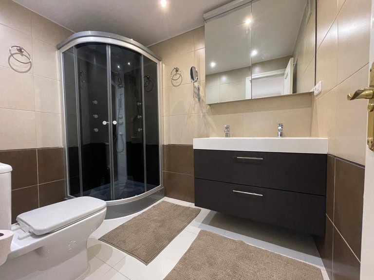Apartment for Sale in Torrequebrada, Malaga 14