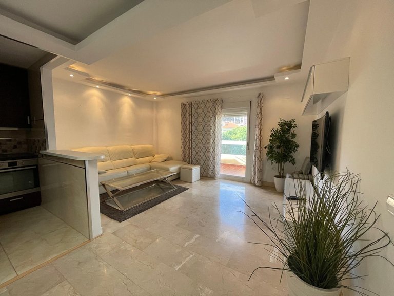 Apartment for Sale in Torrequebrada, Malaga 4