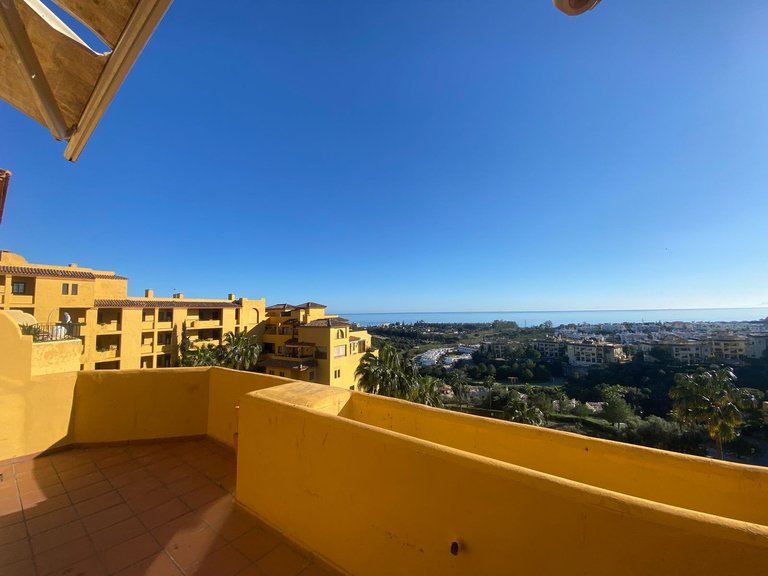 Apartment for Sale in Selwo, Malaga 1