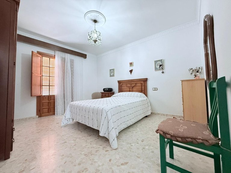 Villa for Sale in Coín, Malaga 12