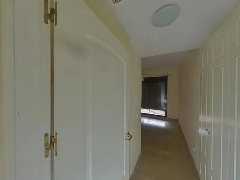 Apartment for Sale in La Duquesa, Malaga 12