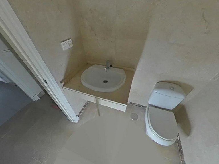 Apartment for Sale in La Duquesa, Malaga 31