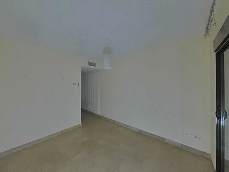 Apartment for Sale in La Duquesa, Malaga 7
