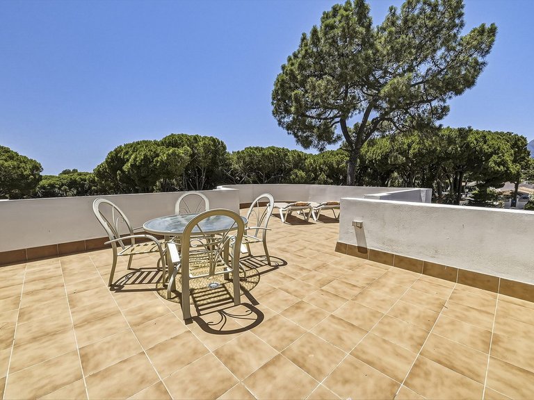 Villa for Sale in El Rosario, Malaga 12