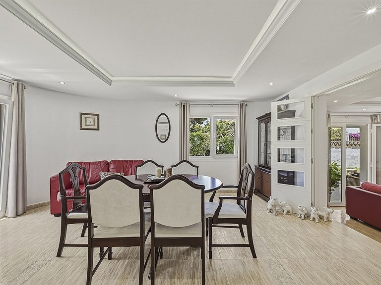 Villa for Sale in El Rosario, Malaga 6